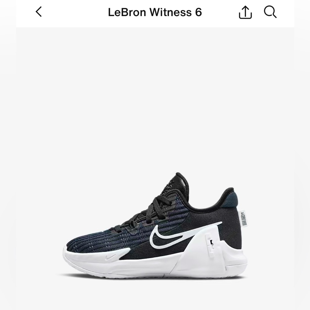 Nike Lebron Witness 6 sneakers black size 3 Boys